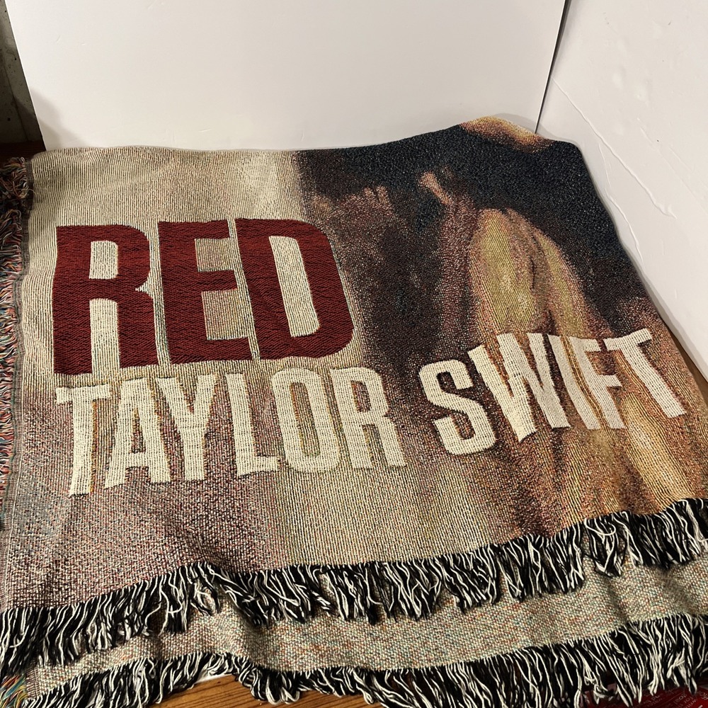 Taylor Swift 2012 Throw Blanket Tapestry Red Concert Tour
